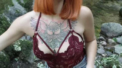 Outdoor photo session with the gorgeous Spanish actress Yuno Love photo 11