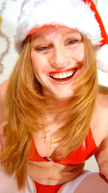 Yvonne Free Sexy Photo #029